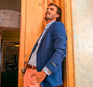 Hay algo en estilo de un blazer que enamora al solo verse. Encuentra lo nuevo de Brooks Brothers en tienda y online.